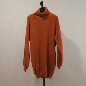 Hera Collection Oversized, Chunky Knit Turtleneck Sweater Size M